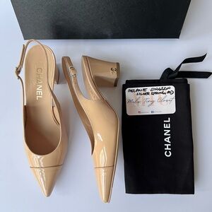 Authentic Brand New Patent calfskin slingback 37.5